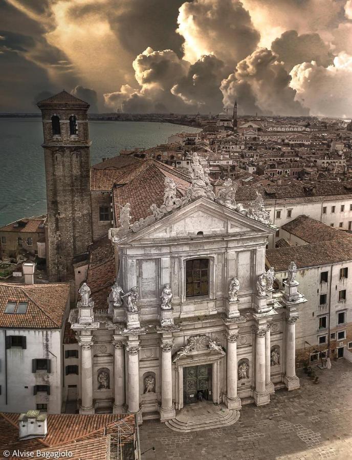 Ca' Della Carita' Apartment Venice Luaran gambar