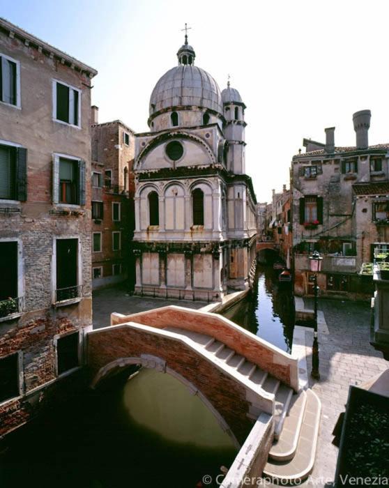 Ca' Della Carita' Apartment Venice Luaran gambar